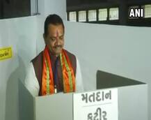 ગુજરાત ચૂંટણી 2017: ભાજપ-કોંગ્રેસના દિગ્ગજોએ મતદાન કર્યુ