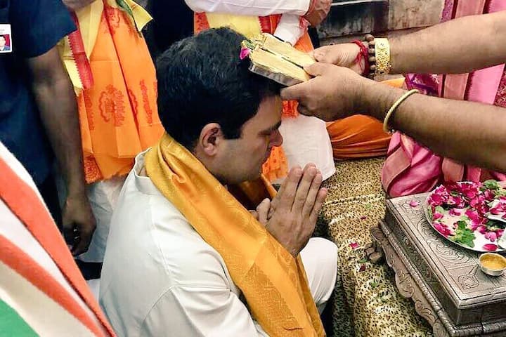 દેવભૂમિ દ્વારકા જિલ્લામાં ખંભાળિયા બેઠક પર કોંગ્રેસ અને દ્વારકામાં ભાજપનો વિજય થયો છે.