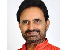 ગુજરાત ચૂંટણી 2017: જાણો ભાજપ અને કોંગ્રેસના ક્યા દિગ્ગજ નેતાઓ હારી ગયા