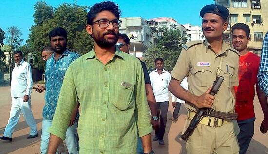 આ અંગે પુછતા હાર્દિકે પટેલે જણાવ્યું હતું કે, હું હાલ મિટીંગમાં છું જેથી થોડીવાર પછી વાત કરું, પરંતુ મેવાણીએ કોઇ જવાબ આપ્યા ના હતા.