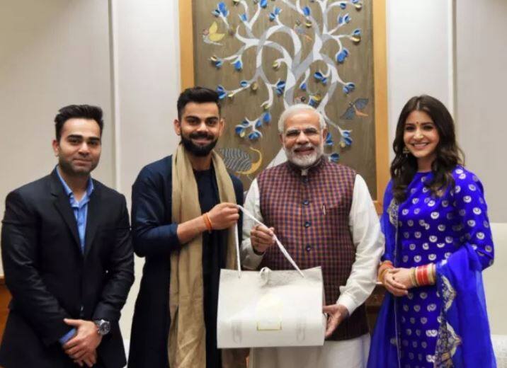 21મીએ દિલ્હીમાં વિરાટ કોહલી અને અનુષ્કા શર્માનું દિલ્લીમાં ગ્રાંન્ડ રિસેપ્શન યોજાવાનું છે જેમાં વડાપ્રધાન નરેન્દ્ર મોદી સહિત બોલીવુડ હસ્તીઓ અને ક્રિકેટના કેટલાક દિગ્ગજો હાજર રહે તેવી શક્યતા છે.