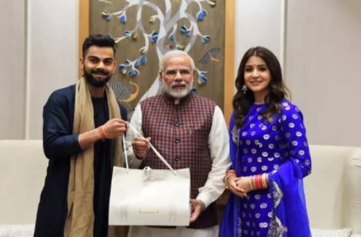 જણાવી દઈએ કે કોહલી અને અનુષ્કા શર્મા 11 ડિસેમ્બરે ઈટલીમાં લગ્ન કર્યા છે.