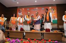 ગુજરાતના નવા CM વિજય રૂપાણી અને ડેપ્યુટી સીએમ નીતિન પટેલના નામની જાહેરાત