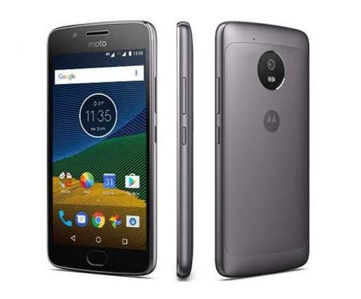 Moto G5s, આ ફોન પર 1 હજાર રૂપિયા ડિસ્કાઉન્ટ છે, જેથી આની કિંમત ઘટીને 12,999 રૂપિયા થઇ ગઇ છે. આ ફોનમાં 5.2 ઇંચની ફૂલ એચડી ડિસ્પ્લે, 16 મેગાપિક્સલનો બેક અને 5 મેગાપિક્સલનો ફ્રન્ટ કેમેરો આપ્યો છે. આ ફિંગરપ્રિન્ટ સેન્સરને સપોર્ટ કરે છે. 