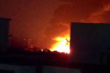 સુરતઃ રાંદેરમાં મંડપના ગોડાઉનમાં લાગી ભીષણ આગ, 15 ફાયર ફાઇટર ઘટના સ્થળે