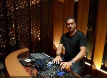 રવિ શાસ્ત્રીએ આ અંદાજમાં આપી નવા વર્ષની શુભકામના, ફેન્સે કહ્યું- ‘DJ વાલે બાબુ’