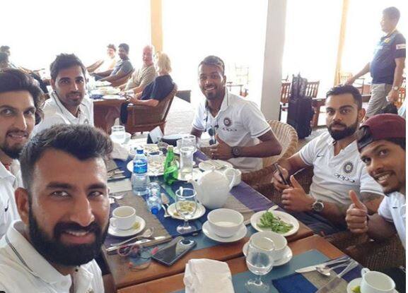 પૂજારા હાલ સાઉથ આફ્રિકા પ્રવાસ પર છે અને ટેસ્ટ સીરિઝમાં ટીમ ઈન્ડિયાની સફળતા માટે સૌથી મોટું એક્સ ફેક્ટર માનવામાં આવે છે. વર્ષ 2017ના અંતે આઈસીસી ટેસ્ટ રેન્કિંગમાં પૂજારા 873 પોઇન્ટ સાથે ત્રીજા નંબરે છે.