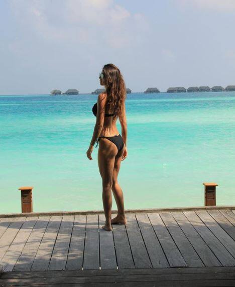 માલદીવમાં વેકેશન માણી રહેલી હોટ હીરોઈને મૂકી હોટ તસવીરો, જાણો કોણ છે તેનો બોયફ્રેન્ડ ? માલદીવમાં વેકેશન માણી રહેલી હોટ હીરોઈને મૂકી હોટ તસવીરો, જાણો કોણ છે તેનો બોયફ્રેન્ડ ?