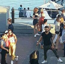 કેપટાઉનમાં વિરાટ-અનુષ્કાની સાથે લંચ કરતાં દેખાયો અક્ષયકુમાર, ફોટો વાયરલ