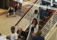 આફ્રિકામાં જૂના કપડાં પહેરી વિરાટ સાથે ફરી રહી છે અનુષ્કા, 2 વર્ષ પહેલા રણવીર સાથે પહેર્યા હતા