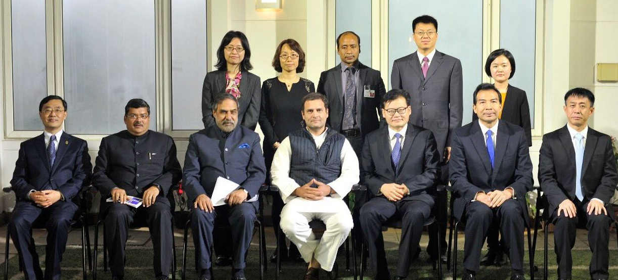 રાહુલ ગાંધીએ કરી ચીની નેતાઓ સાથે મુલાકાત, ફોટો કર્યા શેર