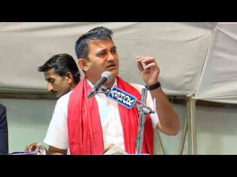 આ નેતાઓ જીતી શકતા નહોતા ને કોંગ્રેસને જીતાડી પણ શકતા નહોતા. તેમના સ્થાને છેલ્લી બે ચૂંટણીથી સતત જીતતા અને પોતાના વિસ્તારમાં કોંગ્રેસને મજબૂત કરીને અમરેલી જિલ્લાની તમામ બેઠકો જીતાડનારા પરેશ ધાનાણીને મૂકીને કોંગ્રેસે સ્પષ્ટ સંકેત આપ્યો છે કે, હવે જે જીતી શકે છે તેને જ કોંગ્રેસમાં મહત્વ મળશે.