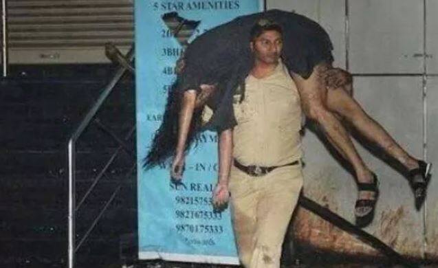 ઉલ્લેખનીય છે કે થોડા દિવસો પહેલા મુંબઈના કમલા મિલ્સ કંપાઉન્ડમાં 3 રેસ્ટોરન્ટ્સમાં લાગેલી ભીષણ આગમાં 14 લોકોના મોત થયા હતા.