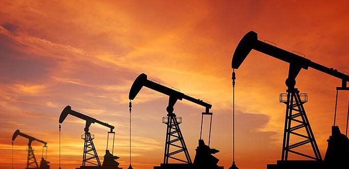 આંતરરાષ્ટ્રીય બજારમાં ક્રૂડના ભાવ વધારાથી દેશભરમાં તાત્કાલીક અસરથી પેટ્રોલ અને ડીઝલના ભાવમાં વધારો આવ્યો છે. જો રાજધાની દિલ્હીની વાત કરવામાં આવે તો અહીં ડીઝલનો ભાવ અત્યાર સુધીના તમામ રેકોર્ડ તોડીને સૌથી ઉંચો એટલે કે લીટરે રૂપિયા 60.66 થયો છે. જ્યારે પેટ્રોલ રૂપિયા 70.53 સુધી પહોંચી ગયું છે.