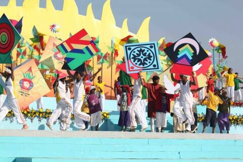 ઉતરાણમાં આ ચીજોનું દાન બનાવશે ધનવાન