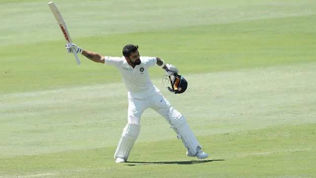 દક્ષિણ આફ્રિકાએ પ્રથમ બેટિંગ કરતા 335 રન કર્યા હતા. બીજા દિવસે કોહલી વિજયને સાંજ સુધી સાથે બેટિંગ કરવા સંબંધે કહેતા સમયે આ ગાળ બોલી હતી. જોકે વિજય આઉટ થઈ ગયો હતો.