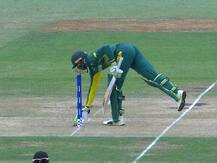 U19 WC: મેદાન પરથી બૉલ ઉઠાવીને વિકેટકીપરને આપવો પડ્યો ભારે, એમ્પાયરે આપ્યો આઉટ
