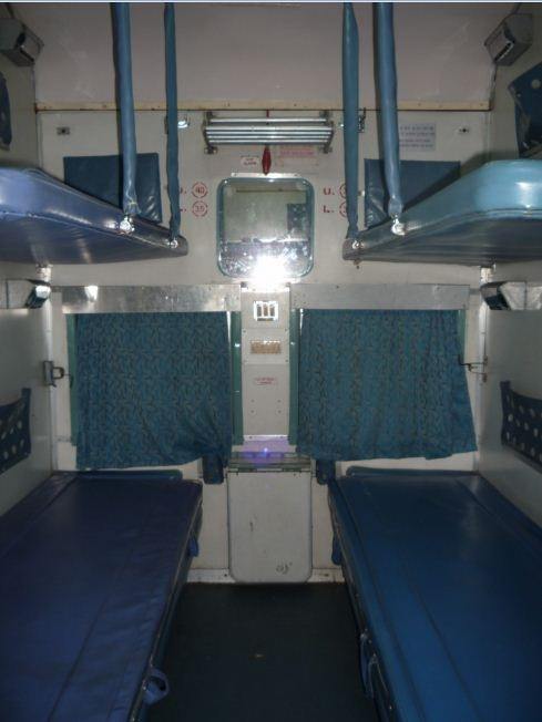 તહેવારો દરમિયાન હવે રેલવે પ્રવાસ થશે મોંઘો, આ સીટ બુક કરાવવા પર ચૂકવવા પડશે વધારે રૂપિયા