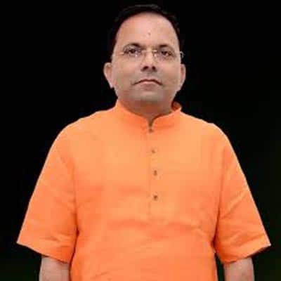 અખિલ ભારતીય કોળી સમાજ દ્વારા ભાજપના રાષ્ટ્રીય અધ્યક્ષ અમિત શાહને પત્ર લખવામાં આવ્યો છે અને ઓલપાડના કોળી ધારાસભ્ય મુકેશ પટેલ અને જલાલપોરના ધારાસભ્ય આર.સી. પટેલને મંત્રીમંડળમાં સમાવવાની માંગ કરી છે. 
