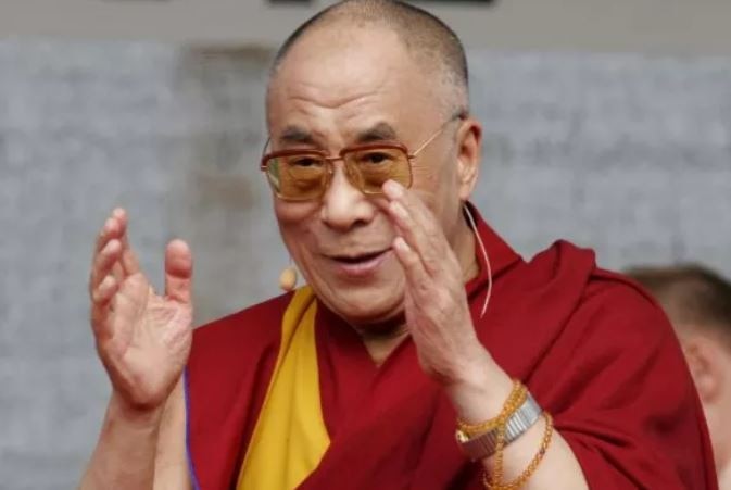 Dalai Lama said on Buddha Purnima - Let Us Together Overcome Global Threats, Including Covid दलाई लामा ने बुद्ध पूर्णिमा पर दिया संदेश, कहा- एक साथ मिलकर कोविड-19 महामारी सहित वैश्विक खतरों पर पाएं काबू 
