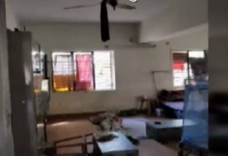 લીમખેડા જનરલ બીટ-2ના ઈન્ચાર્જ હેડ કોન્સ્ટેબલ શંકરભાઇને આ ઘટનાની તપાસ સોંપવામાં આવી હતી. મૃતકના કપડાંની તપાસ દરમિયાન મોનિકાના સ્વેટરના ખિસ્સામાંથી પોતાના મિત્રોના નામ લખેલી એક ચીઠ્ઠી મળી આવી હતી. ઘટના પાછળ ઘુંટાતા રહસ્યનો આ ચીઠ્ઠી પર્દાફાશ કરે તેમ જણાઈ રહ્યું છે.