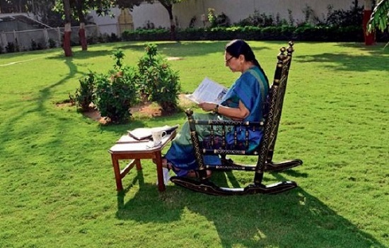 આનંદીબેન પટેલ મધ્યપ્રદેશના ગર્વનર: આનંદીબેનની લાઈફમાં કેવા આવ્યા હતાં ચઢાવ-ઉતાર, જાણો વિગત