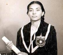 આનંદીબેન પટેલની પહેલા અને આજની તસવીર: આવી તસવીરો ક્યારેય નહીં જોઈ હોય, જુઓ એક ઝલક