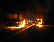 પદ્માવતના વિરોધમાં મહેસાણામાં બસો સળગાવાઇ, જિલ્લાની તમામ બસો બંધ 