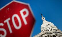 અમેરિકાની સરકાર ‘દેવાળા’ના આરે, જાણો કેટલા લાખ કર્મચારીઓને ફરજીયાત રજા પર ઉતારી દેવાશે ?