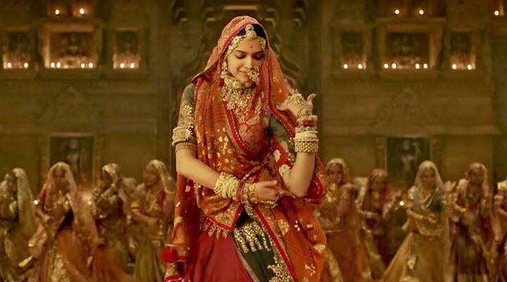 જણાવી દઈએ કે ગુજરાત અને રાજસ્થાન સિવાય હિમાચલ અને હરિયાણામાં પણ ફિલ્મ પર પ્રતિબંધ કરવાની ચર્ચા હતી પણ ઓનલાઈન ટિકીટ બુકિંગમાં હરિયાણા રાજ્યના ફરિદાબાદ, હિસાર, રોહતક જેવા શહેરોમાં પદ્માવતના શૉની સારી એવી એડવાન્સ બુકિંગ ચાલુ છે. 