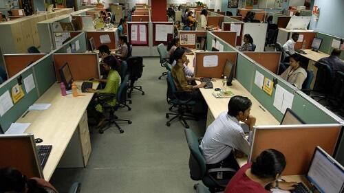 તેના માટે પ્રવરતા યાદીઓ તૈયાર કરી રહેતા વિભાગોને ફિક્સ વેતનદારોના પાંચ વર્ષ કે ત્રણ વર્ષ જેવા કાર્યકાળનો પણ સિનિયોરિટીની ગણવામાં સમાવેશ કરવામાં આવશે. જેનો ઉલ્લેખ અજમાયસી કાર્યકાળ તરીકે થશે.