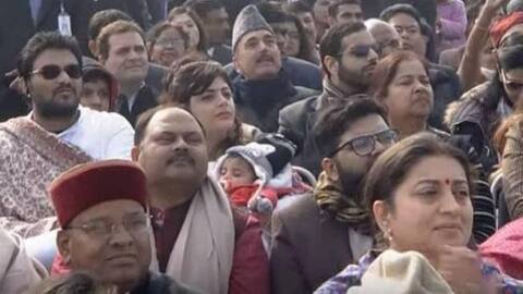 પહેલા ચોથી પછી છઠ્ઠી લાઇનમાં બેસાડ્યા રાહુલ ગાંધીને, મોદી સરકાર પર ભડકી કોંગ્રેસ પહેલા ચોથી પછી છઠ્ઠી લાઇનમાં બેસાડ્યા રાહુલ ગાંધીને, મોદી સરકાર પર ભડકી કોંગ્રેસ