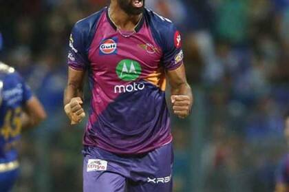 IPL-11નો બીજો સૌથી મોંઘો ખેલાડી બન્યો આ ગુજરાતી ખેલાડી, જાણો કેટલી ચૂકવાઇ રકમ IPL-11નો બીજો સૌથી મોંઘો ખેલાડી બન્યો આ ગુજરાતી ખેલાડી, જાણો કેટલી ચૂકવાઇ રકમ
