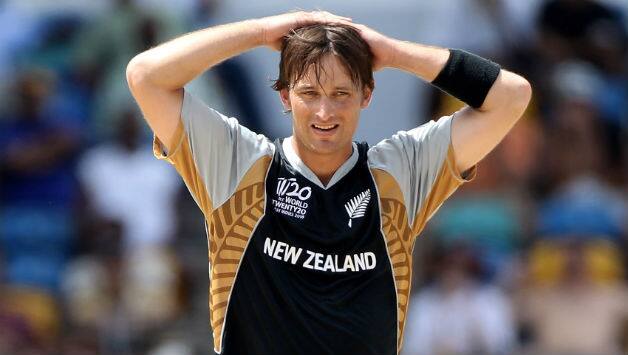 પોલાર્ડ ઉપરાંત શેન બોન્ડ ઉપરાંત આઇપીએલ સીઝન 2010માં કિરોન પોલાર્ડને પણ મુંબઇ ઇન્ડિયન્સે 4.7 કરોડ રૂપિયામાં ખરીદ્યો હતો.