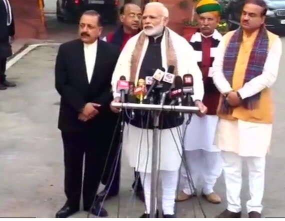 કેન્દ્રની મોદી સરકાર માટે આ ચોથુ પૂર્ણ બજેટ છે. જીએસટી લાગુ થયા પછી આ પહેલુ બજેટ છે. અહીં 2019માં લોકસભા ચૂંટણીથી પહેલાં છેલ્લુ પૂર્ણ બજેટ છે. તેથી આ બજેટ ખૂબ મહત્વનું માનવામાં આવે છે. બજેટ 1 ફેબ્રુઆરીએ રજૂ થશે.