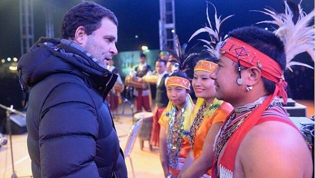 ઉલ્લેખનયી છે કે, ભાજપે જે તસવીર પોસ્ટ કરી છે તે જેકેટ પર બરબેરી લખેલ છે. સાથે જ લખ્યું છે હાર્ટલે ટૂ-ઇન-વન જેકેટ. આ બરબેરી એ એક બ્રિટિશ લક્ઝરી ફૈશન હાઉસ છે જેનો મુખ્યાલય લંડનમાં છે. આ ફૈશન હાઉસને ટ્રેન્ચ કોટ, રેડી-ટૂ-વિયર આઉટવિયર, ફૈશન એક્સેસરીઝ, ફ્રૈગન્નેન્સ અને કોસ્મેટિક માટે ઓળખવામાં આવે છે.