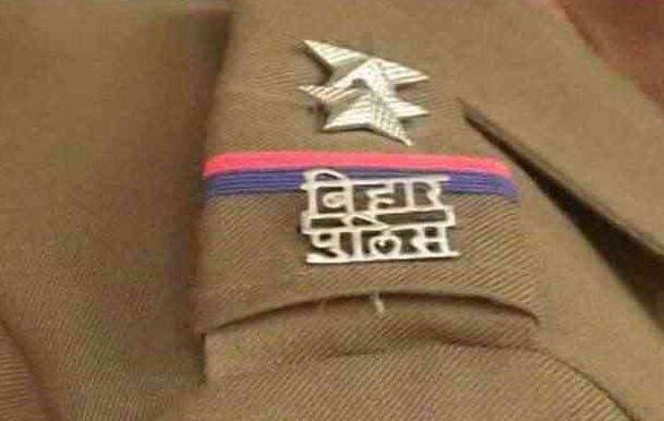 પોલીસ આકાશનું મોત આકસ્મિક થયું કે તે આત્મહત્યા કરી તે દિશામાં તપાસ કરી રહી છે.