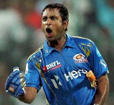 સ્થિતિ ત્યારે બગડી, જ્યારે કર્ણાટકના સ્કૉરમાં બે રન એડ કરવામાં આવ્યા અને છેલ્લે હૈદારબાદ આ અંતરે મેચ હારી ગયુ હતું. હૈદરાબાદે 20 ઓવરમાં 9 વિકેટ પર 203 રન બનાવ્યા હતા. રાયડુએ મેચ બાદ એમ્પાયરો સામે આ મુદ્દો ઉઠાવ્યો, જેના કારણે બીજી મેચ શરૂ થવામાં મોડુ થયું હતું. 