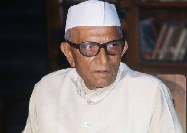 ગુજરાતી મોરારજી દેસાઇએ 10 વખત બજેટ રજૂ કર્યું છે. જે ભારતના કોઇ પણ નાણામંત્રીએ રજૂ કરેલા બજેટમાં સૌથી વધારે છે.