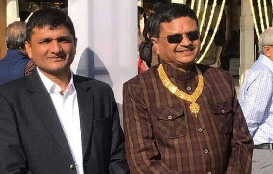 શિવરાજ અને ચાર્વી પ્રભૂતામાં પગલા પાડ્યા બાદ આજે એટલે કે 1 ફેબ્રુઆરીએ રાજકોટમાં ભવ્ય રિસેપ્શન યોજાશે. 