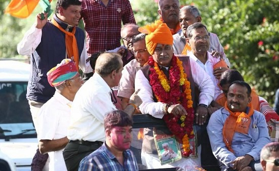 ગુજરાત ભાજપના ક્યા ધારાસભ્ય ગેરલાયક ઠરવામાંથી બચી ગયા, ચૂંટણી અધિકારીએ ક્લીન ચીટ આપી શું કર્યો ખુલાસો? 