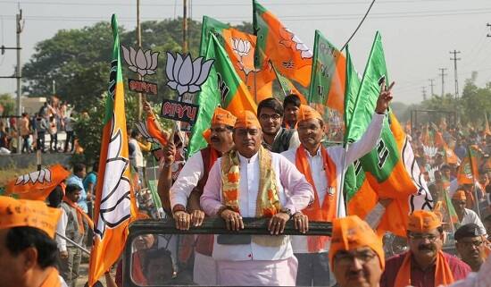 આ મામલે વિવાદ થતાં ચૂંટણી અધિકારીઓએ ચૂંટણી ખર્ચની ચકાસણી હાથ ધરતા જ હવે આ મામલે સ્પષ્ટતા રજુ કરી છે કે ચૂંટણી ખર્ચના કોલમ નંબર બદલાઈ જવાને લઈને ખર્ચનો આંકડો બદલાઈ જતાં અંતે સરવાલો ખોટો આવ્યો હતો અને આમ ઉમેદવારે ક્ષતી સર્જી હતી અને જેને લઈને આંકડો ખોટો આવ્યો હતો. 