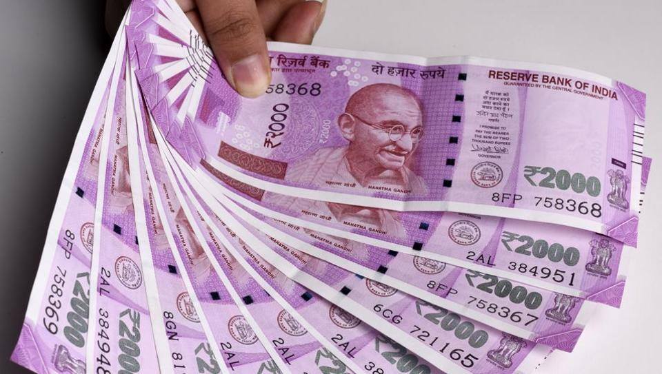 2000 rupee notes worth Rs 6266 crore still in circulation RBI ANNA 2000 रुपए को लेकर RBI ने दी बड़ी अपडेट, कहा- 'अभी भी चलन में हैं....'