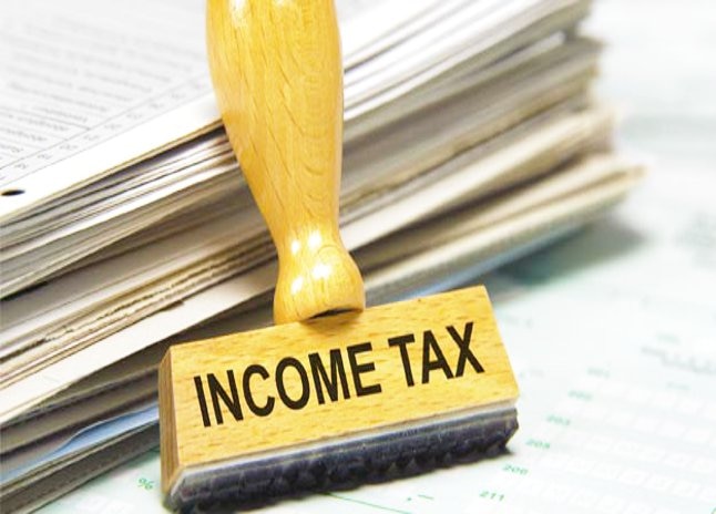 income tax Department issues refund of 1.83 lakh crore rupees income tax refund time Check Refund status Tax Refund: आपने भी भरा ITR तो चेक करें आपके खाते में आया टैक्स रिफंड या नहीं, IT विभाग ने जारी किए 1.83 लाख करोड़ रुपये