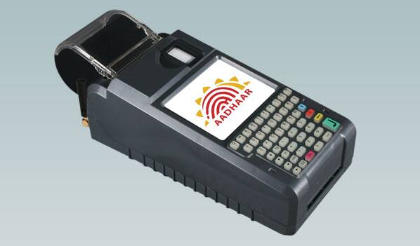 જ્યારે રો કાજૂ પર કસ્ટમ ડ્યૂટી ઘટાડીને 2.5 ટકા કરવામાં આવી છે. ઉપરાંત સિલ્વર ફોયલ, પીઓએસ મશીન, ફિંગર સ્કેનર, માઈક્રો એટીએમ, આઆરિસ સ્કેનર, સૌર બેટરી, દેશમાં તૈયાર હીરા સસ્તા થશે.