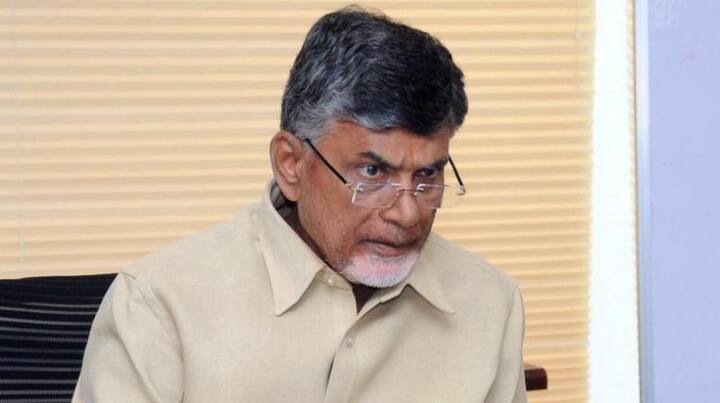 થોડા દિવસ પહેલા જ તેલુગૂ દેશમ પાર્ટીના અધ્યક્ષ અને આંધ્ર પ્રદેશના મુખ્યમંત્રી ચંદ્રબાબૂ નાયડૂએ એનડીએ સાથે છેડો ફાડવાના સંકેત આપ્યા હતા. તેની સાથે જ તેમણે કહ્યું હતું કે, પોતાની મિત્રતા પૂરી રીતે નિભાવી રહ્યા છે પરંતુ જો આ ગઠબંધન તૂટશે તો તેના માટે ભાજપ જવાબદાર રહેશે.