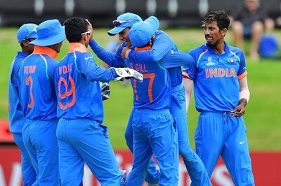 U-19 WC ફાઈનલ: ટીમ ઈન્ડિયા પર થયો ઇનામોનો વરસાદ , જાણો BCCIએ શું કરી મોટી જાહેરાત? U-19 WC ફાઈનલ: ટીમ ઈન્ડિયા પર થયો ઇનામોનો વરસાદ , જાણો BCCIએ શું કરી મોટી જાહેરાત?