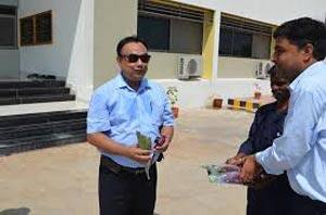 સંજય નંદન 1988ની બેચના આઇએએસ અધિકારી છે. ગુજરાત સ્ટેટ વ્હેર હાઉસિંગ કોર્પોરેશનના એમડીનો ચાર્જ સંભાળતા સંજય નંદનને આ પદે કાયમી કરાયા છે. આ ઉપરાંત કૃષિ, કિશાન કલ્યાણ અને સહકારી વિભાગમાં તેમની સેવાઓ લેવાશે. સી.વી. સોમ પ્રિન્સિપલ સેક્રેટરી (હાઉસિંગ અને નિર્મળ ગુજરાત, શહેરી વિકાસ અને શહેરી આવાસ વિભાગ)ને પ્રિન્સિપલ સેક્રેટરી (એનઆરઆઇ અને આર્ટ) તરીકે નિમાયા છે. 