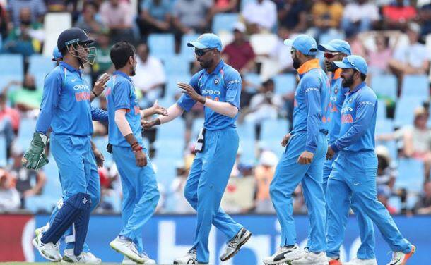 મિડલ ઓર્ડરમાં કેદાર જાધવ, મહેન્દ્ર સિંહ ધોની, હાર્દિક પંડ્યા સારો દેખાવ કરવા આતુર છે. આ બેટ્સમેનોને મોકો મળે તો ગમે તેવી સ્થિતિમાં પણ આફ્રિકાને ભારે પડી શકે છે.