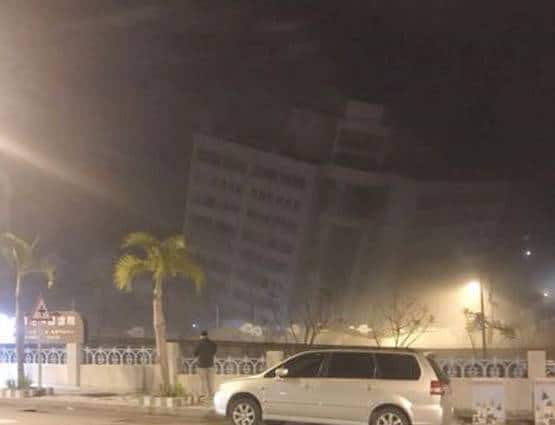 નોંધનીય છે કે, છેલ્લા કેટલાય દિવસોથી આ દેશમાં ભૂકંપના ઝટકા આવી રહ્યાં છે. રવિવારે આ દેશમાં માત્ર બે કલાકની અંદર પાંચ ઝટકા અનુભવાયા હતા. 